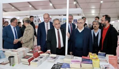 ‘Adıyaman Belediyesi Kitap Günleri’ Açıldı