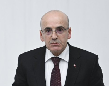 Şimşek: “Enflasyonu 2026’da tek haneye düşürmeyi hedefliyoruz.”