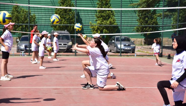 Büyükşehir Spor A.Ş.’de Yaz Spor Okulları Heyecanı Başladı