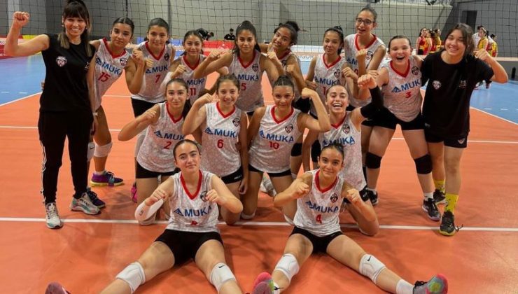 Kayseri Voleybol Kulübü midi takımı son 16’ya kaldı