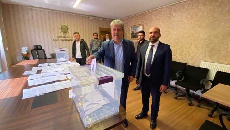 AK Parti Milletvekilleri Delege seçimleri için oylarını kullandı