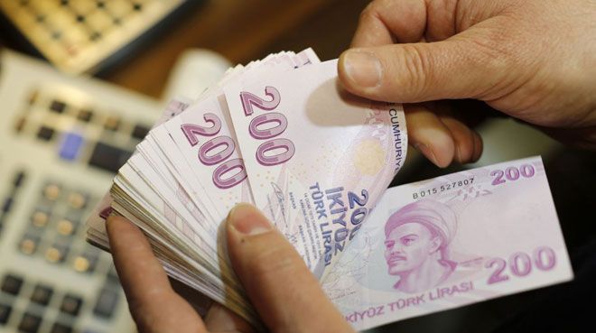 Piyasada iki banknottan biri 200 TL